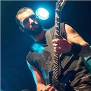 Chitarrista metal con esperienza decennale offre lezioni individuali per tutti i livelli, genere rock, funky, blues